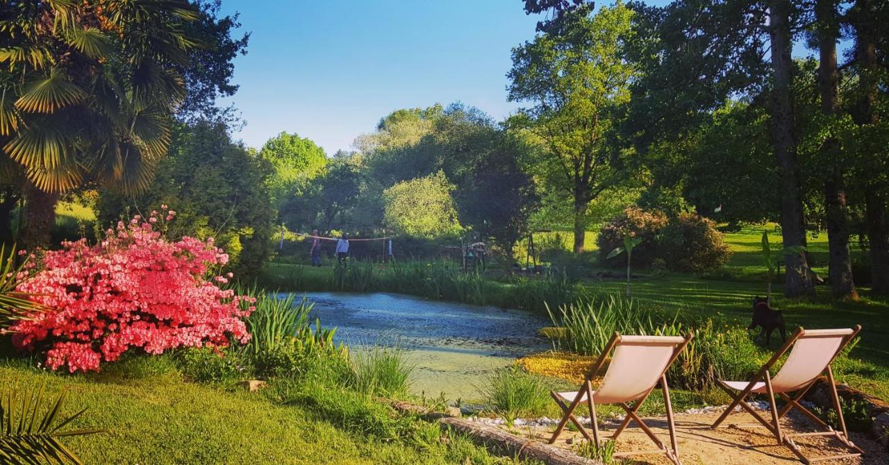 Le Vieux Moulin Gites - A Charming Stone Cottage With Garden View And Seasonal Pool Guegon Ngoại thất bức ảnh